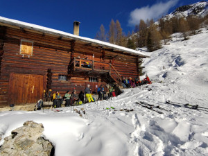 img_20220130_122526.jpg